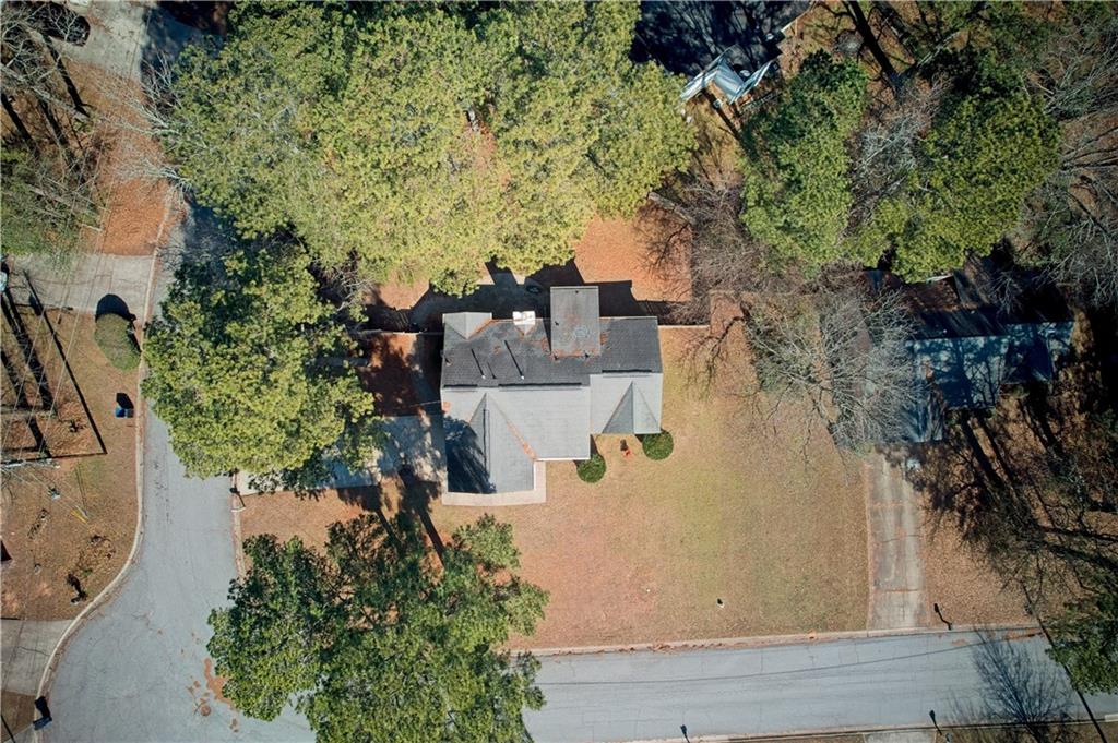 1528 Carriage Lane Property Photo 3