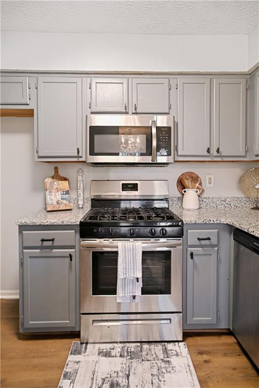 1528 Carriage Lane Property Photo 12