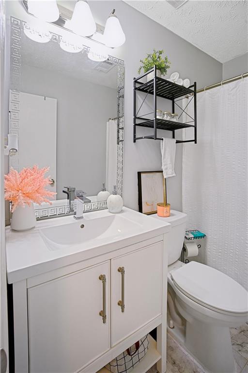 1528 Carriage Lane Property Photo 14