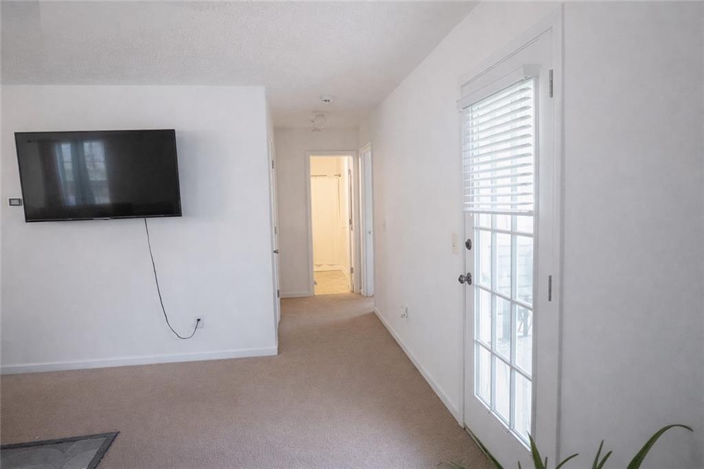 10941 Station Drive Property Photo 4
