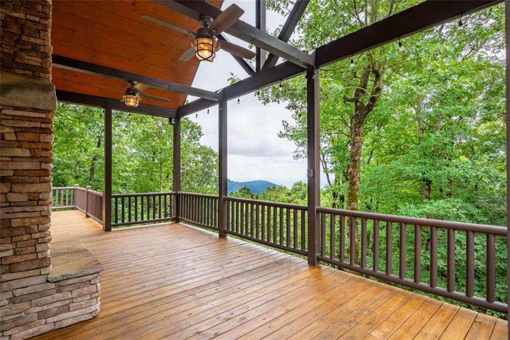 31 High Cliff Road Property Photo 3