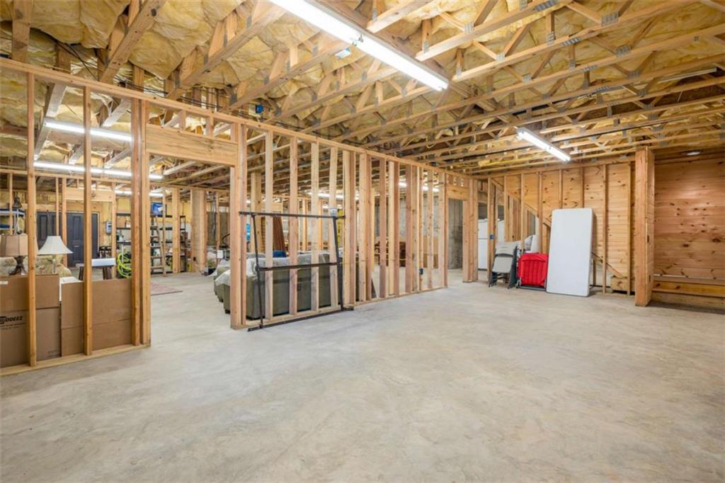 31 High Cliff Road Property Photo 34