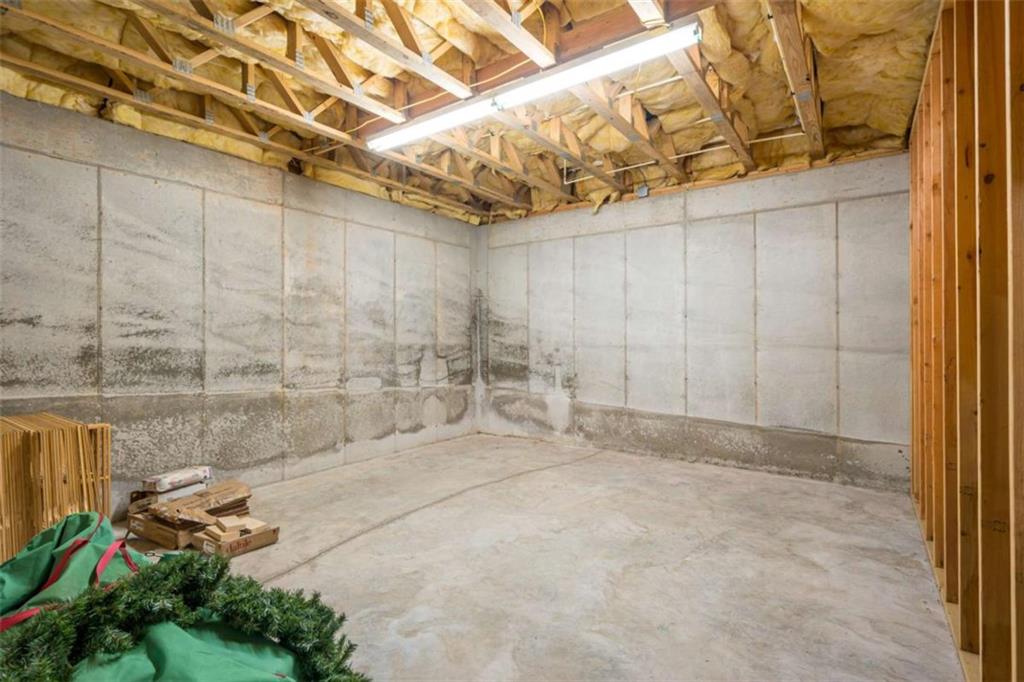 31 High Cliff Road Property Photo 36