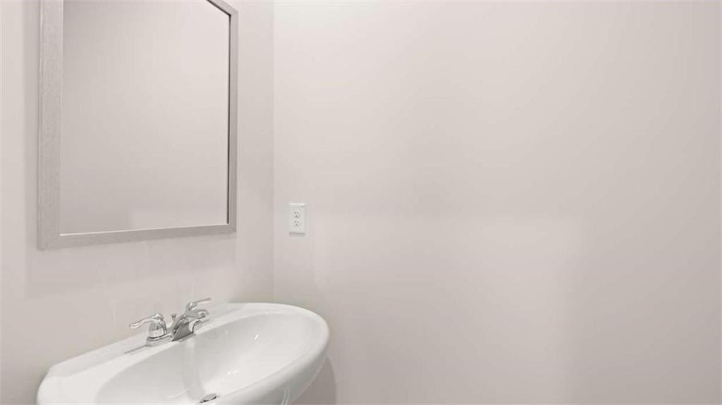 319 Tate Street Property Photo 21