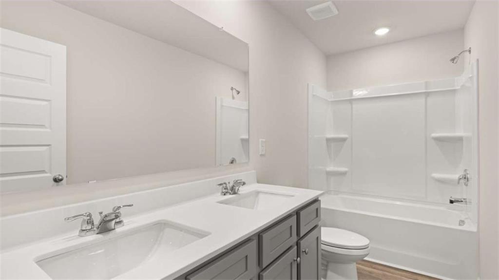 319 Tate Street Property Photo 31