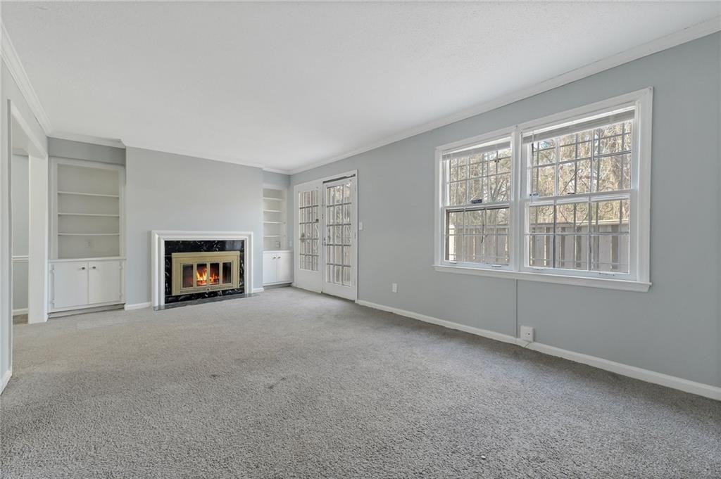 156 Glen Acres Court Property Photo 4