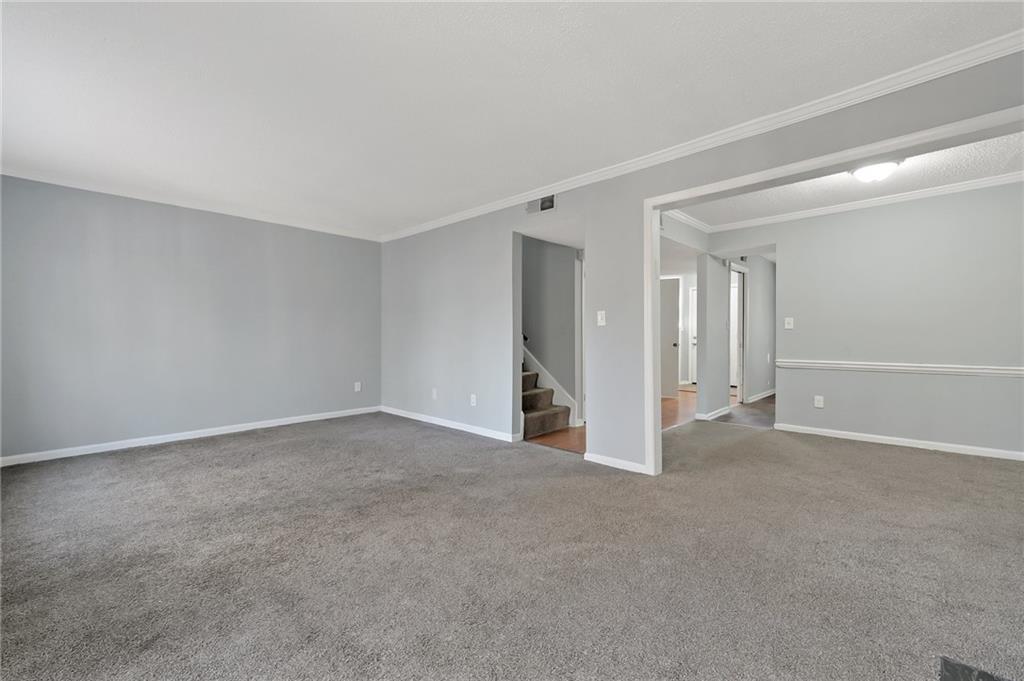 156 Glen Acres Court Property Photo 6