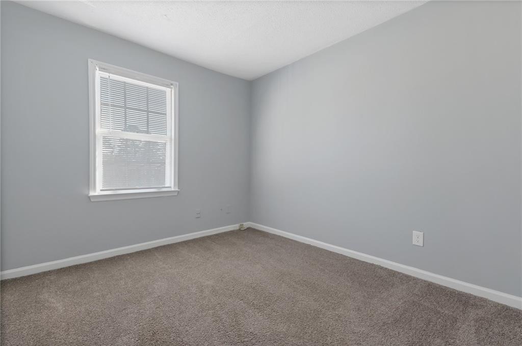 156 Glen Acres Court Property Photo 11