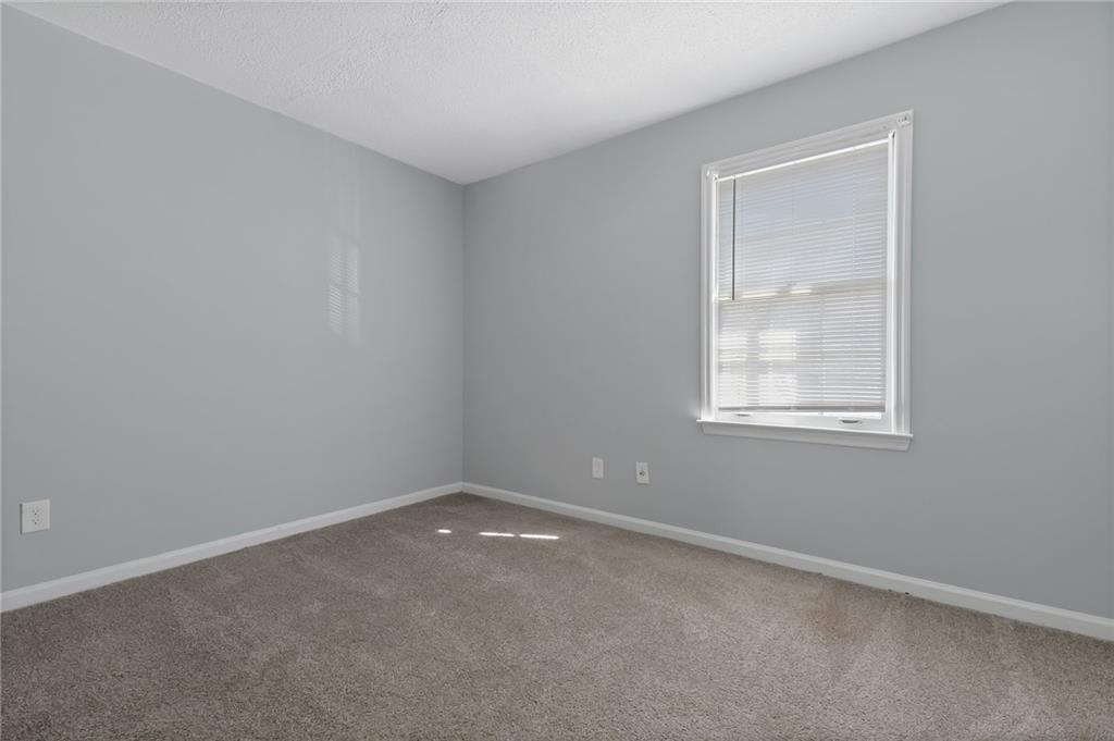 156 Glen Acres Court Property Photo 12