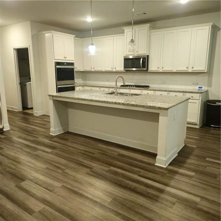 301 Buckpasser Court Property Photo 7