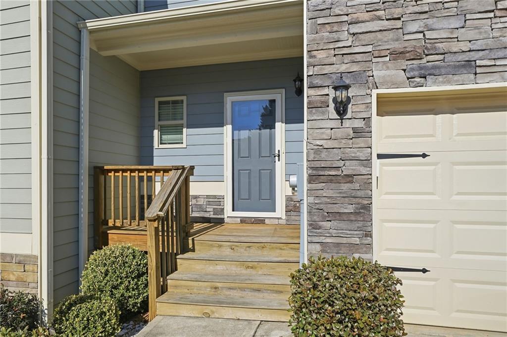 112 Spring Way Square Property Photo 13