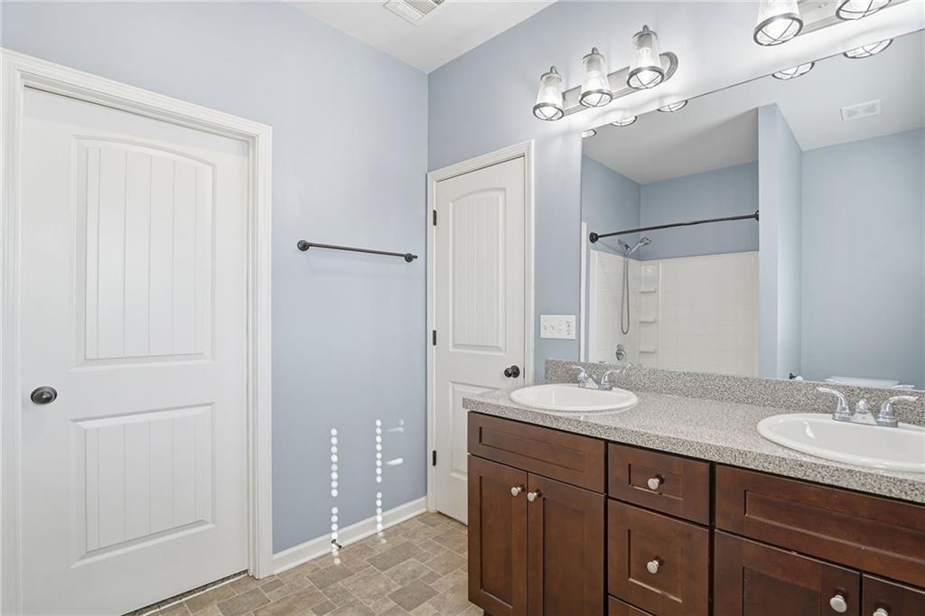 112 Spring Way Square Property Photo 22