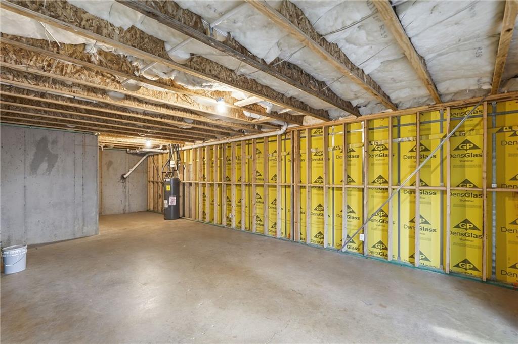 112 Spring Way Square Property Photo 26