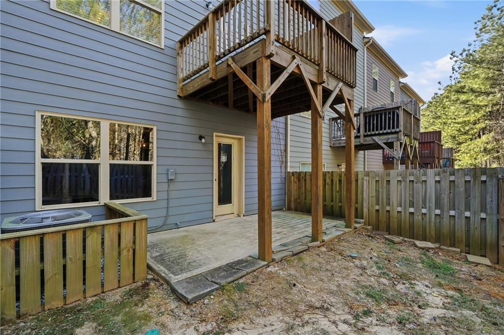 112 Spring Way Square Property Photo 33