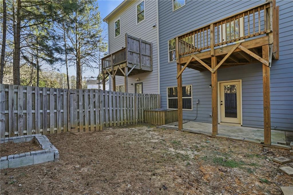 112 Spring Way Square Property Photo 34