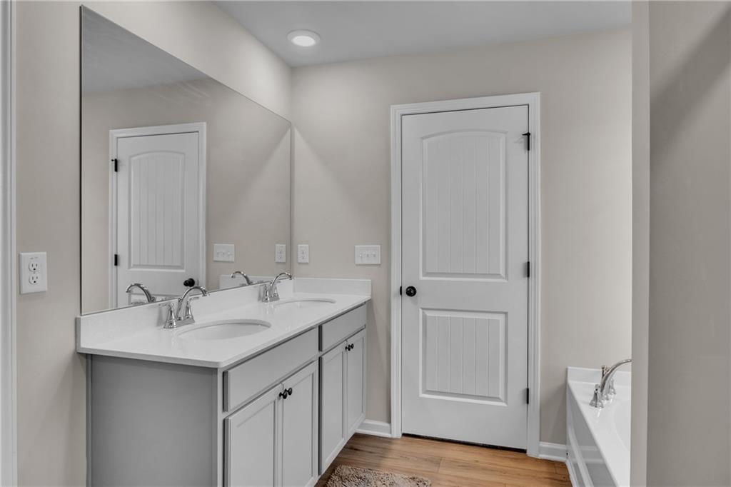 11608 Winston Drive Property Photo 10