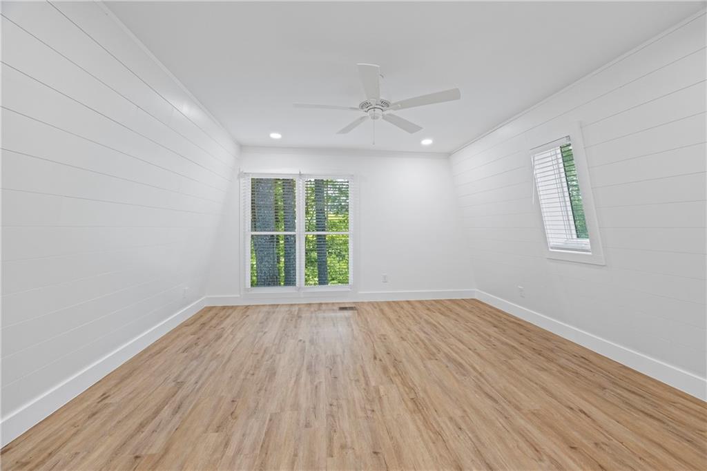 1243 Hooper Road Ne Property Photo 19
