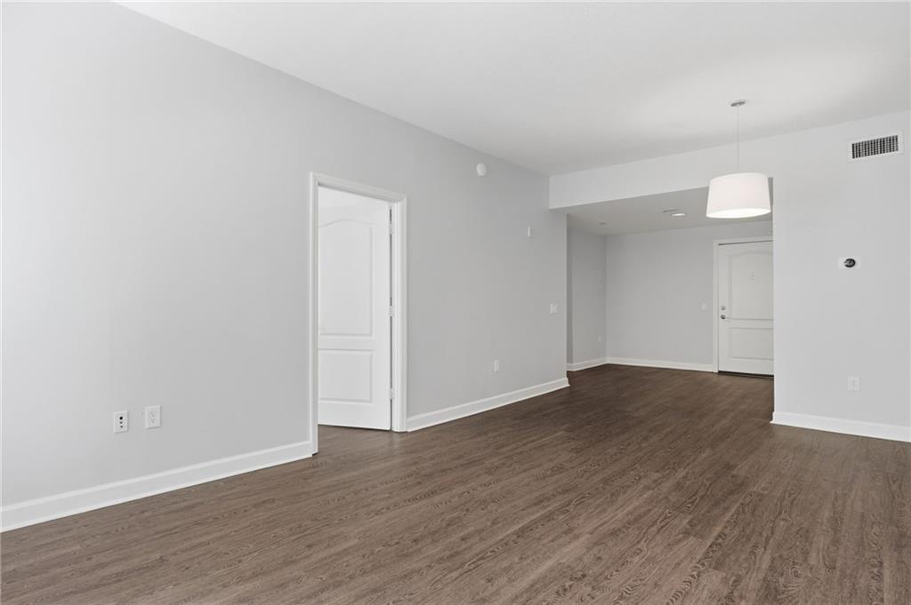 195 14th Street Ne Unit 312 Property Photo 15