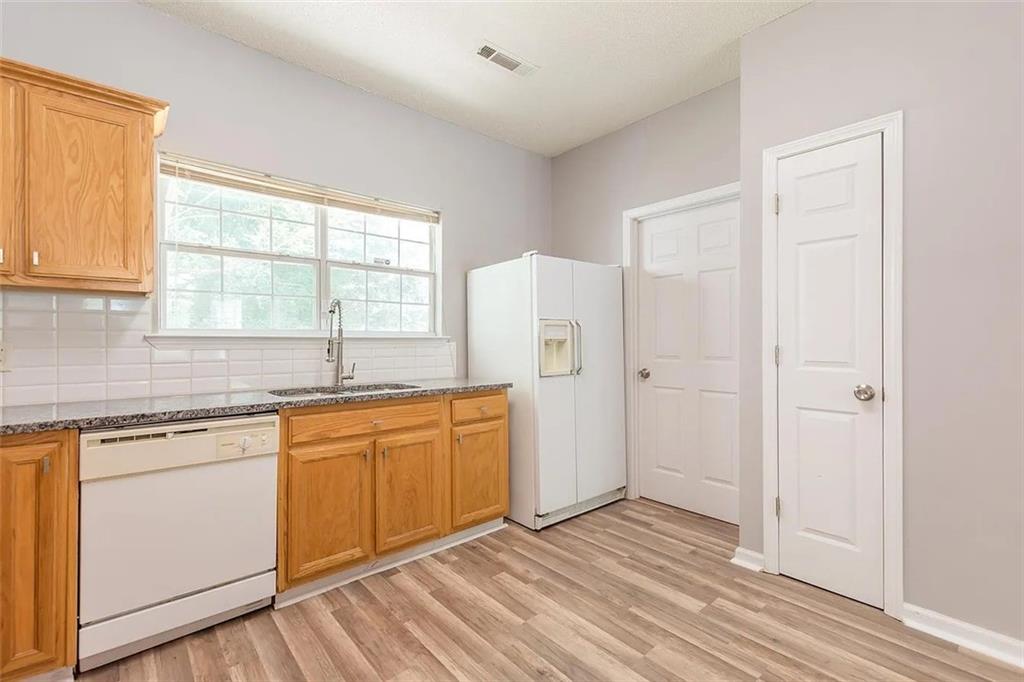 6708 Sunset Hills Boulevard Property Photo 7