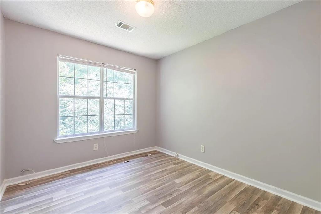 6708 Sunset Hills Boulevard Property Photo 19