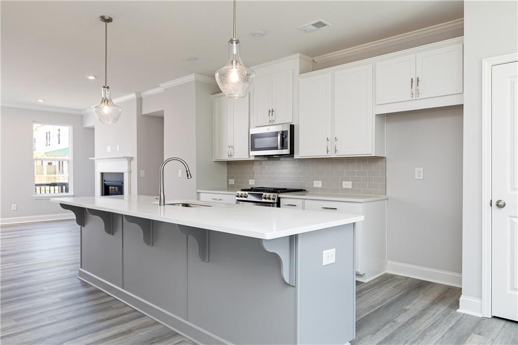 2925 Beaconwood Court Property Photo 15