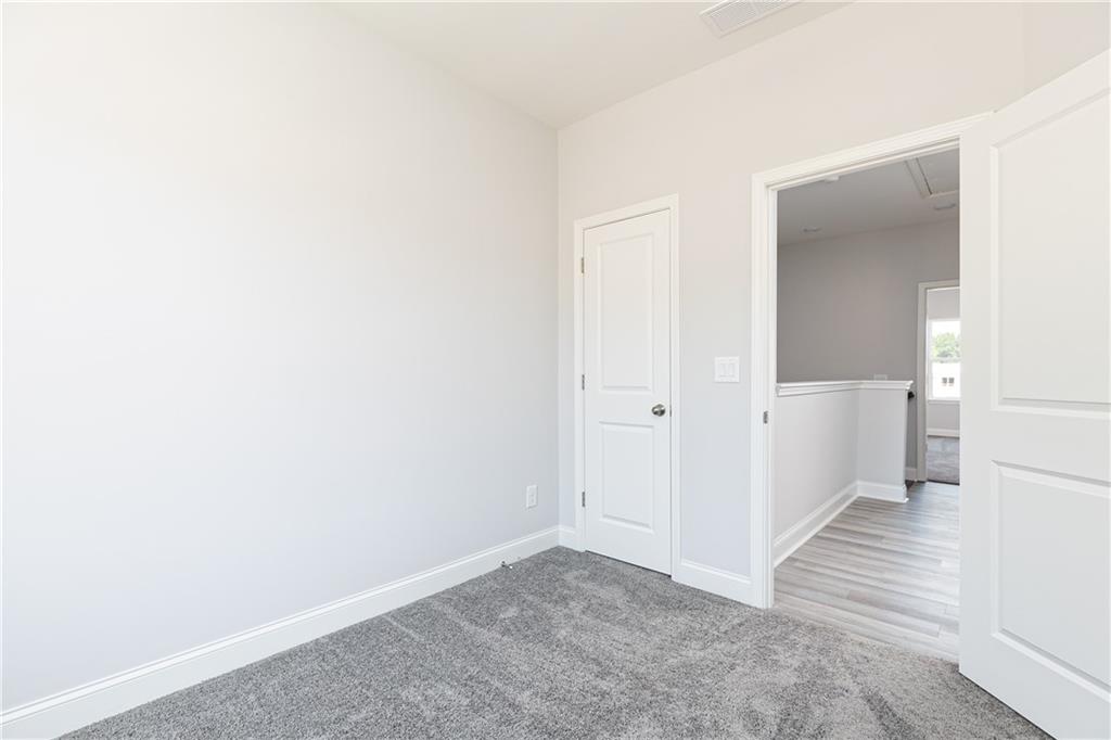 2925 Beaconwood Court Property Photo 23
