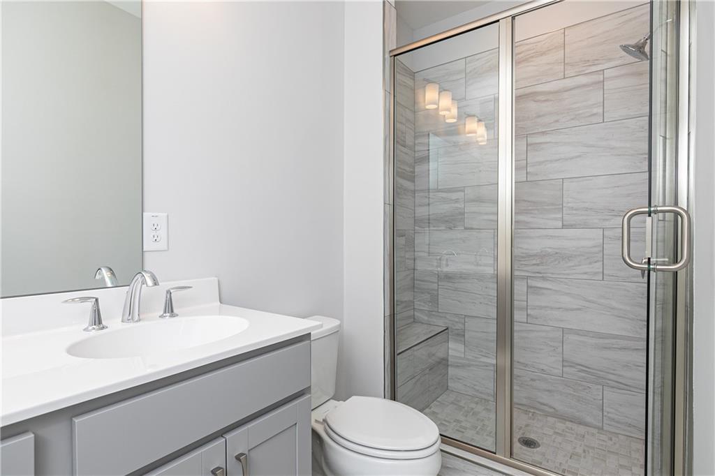 2925 Beaconwood Court Property Photo 25
