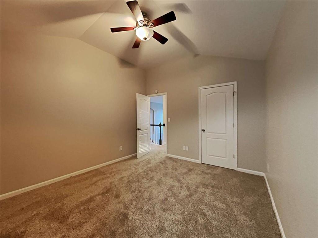 590 Simonton Crest Drive Property Photo 14