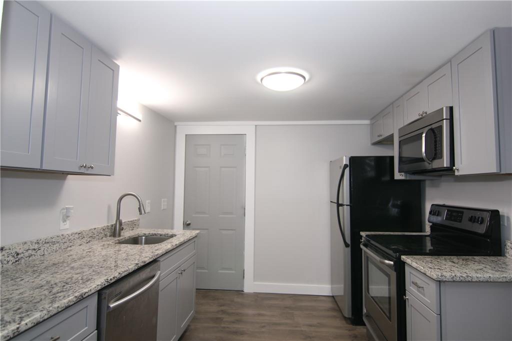 2187 Plantation Lane Unit B Property Photo 2