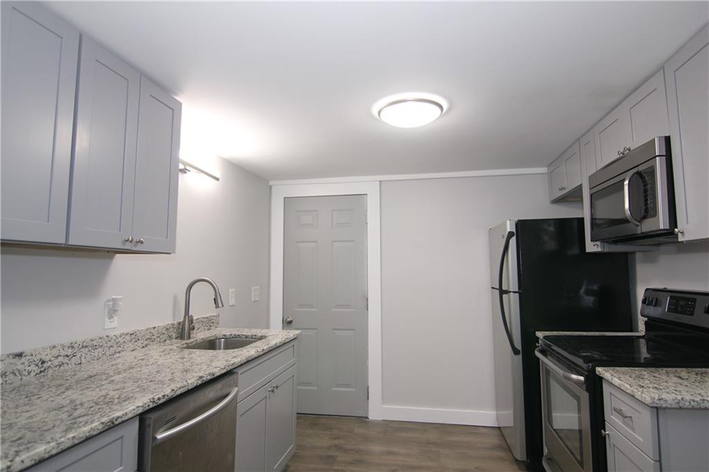 2187 Plantation Lane Unit B Property Photo 4