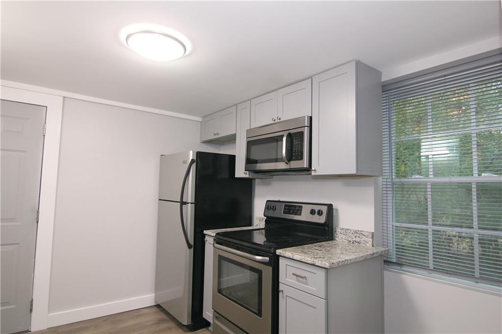 2187 Plantation Lane Unit B Property Photo 5