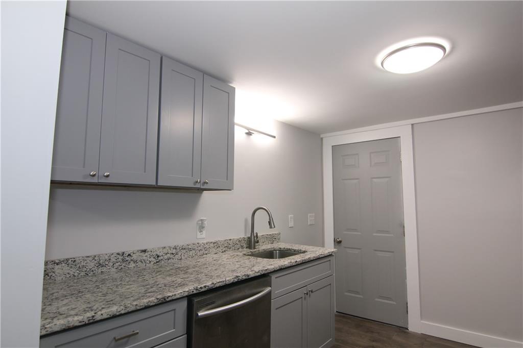 2187 Plantation Lane Unit B Property Photo 6