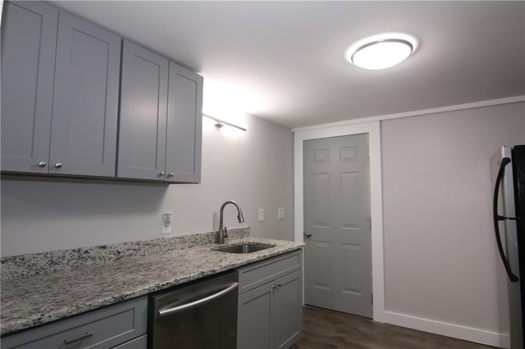 2187 Plantation Lane Unit B Property Photo 7