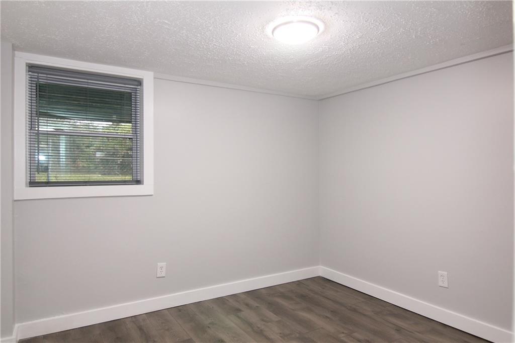 2187 Plantation Lane Unit B Property Photo 14