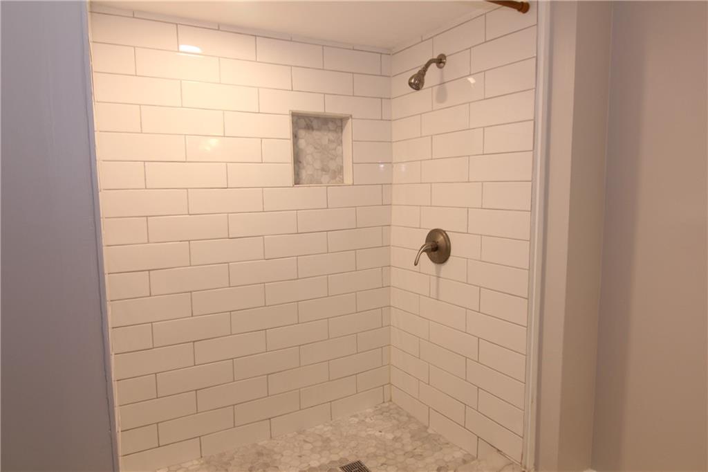 2187 Plantation Lane Unit B Property Photo 18