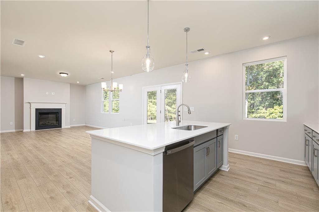 371 Jasmine Woods Drive Property Photo 4