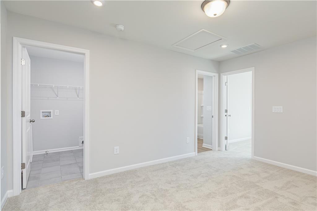 371 Jasmine Woods Drive Property Photo 18