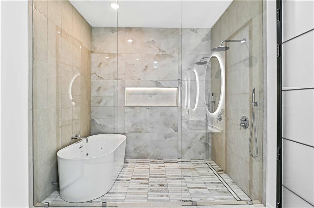 2214 Escalade Court Property Photo 11