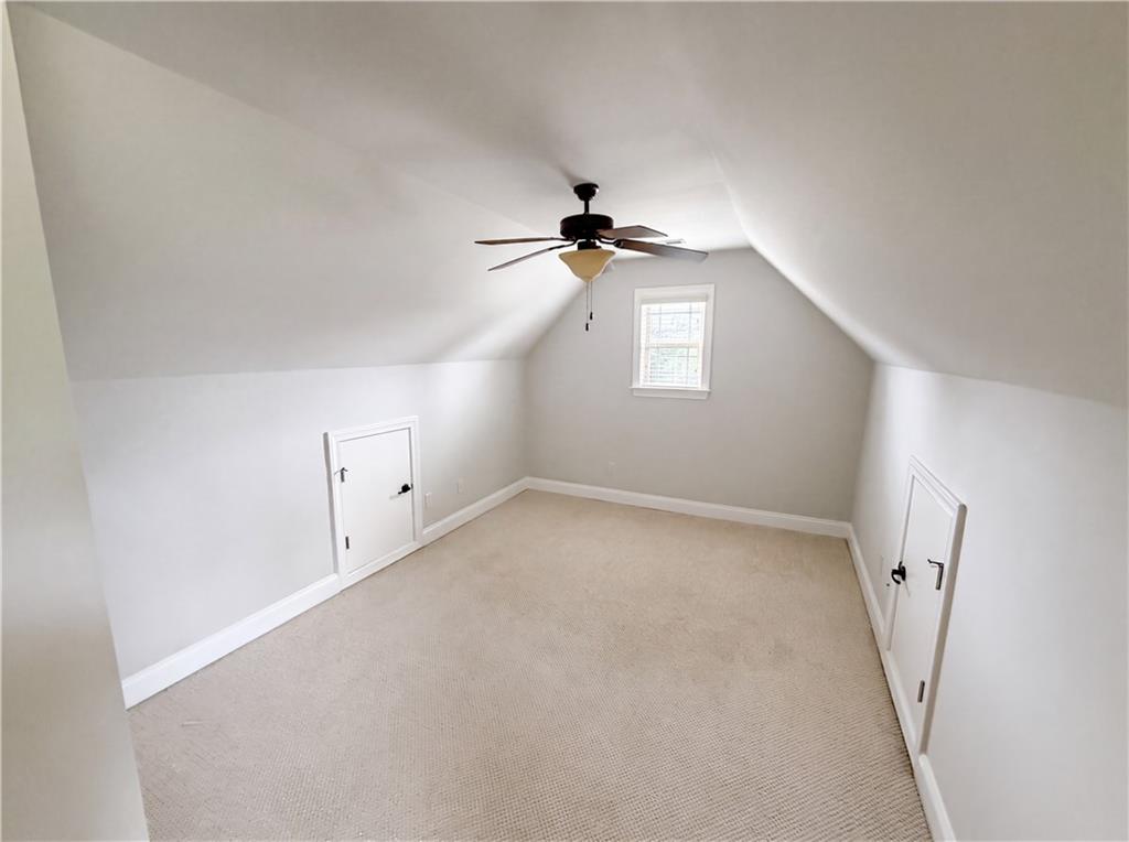 212 Westwind Drive Property Photo 17