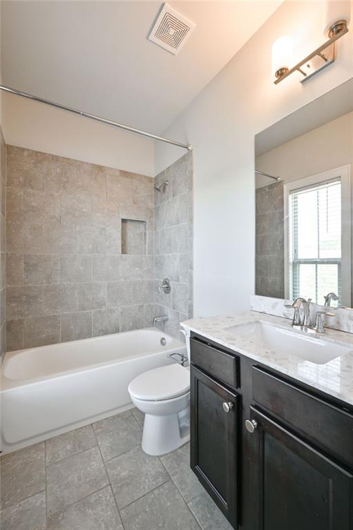 2177 Parkside Glen View Property Photo 11