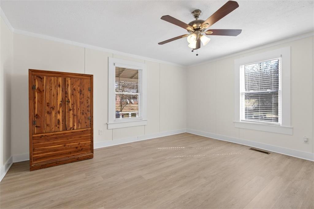 246 Spring Street Property Photo 16