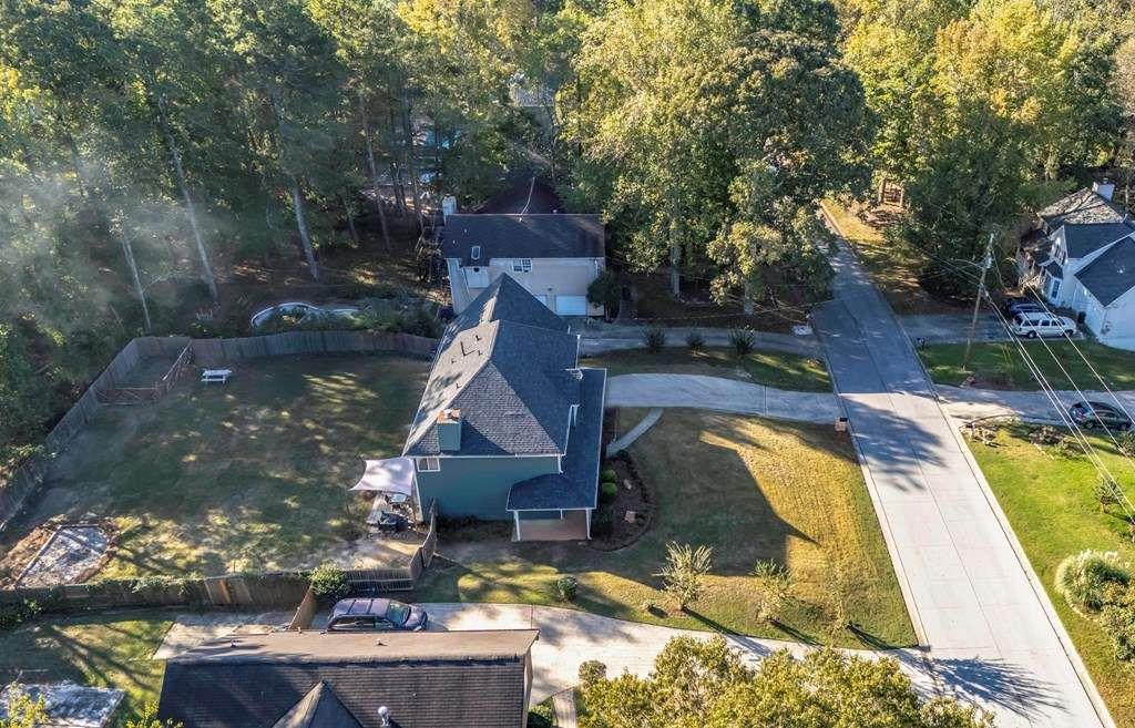 1928 Stonewood Drive Property Photo 4