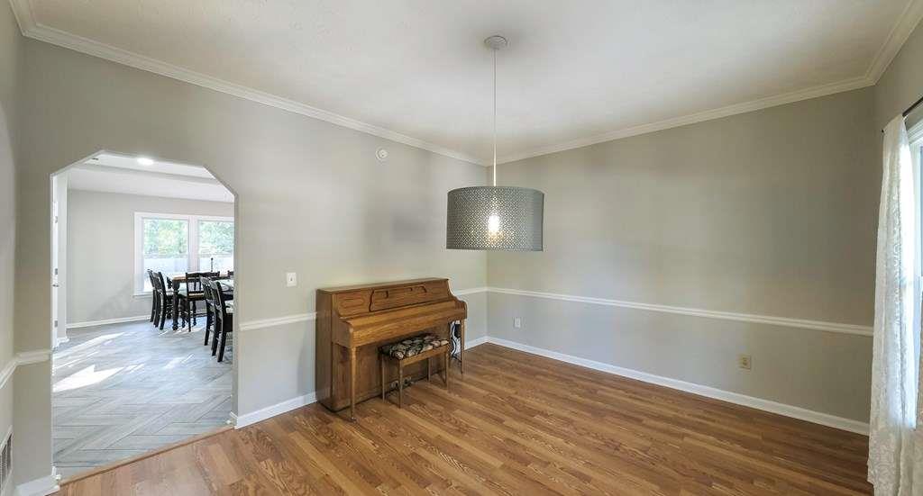 1928 Stonewood Drive Property Photo 15