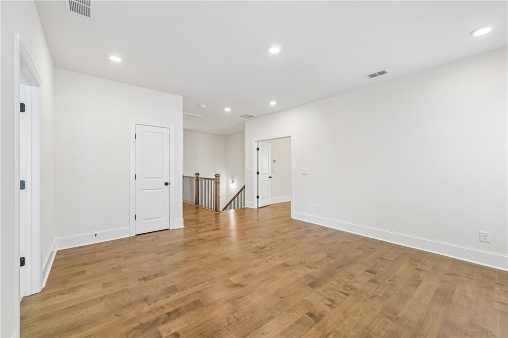 1519 Westend Way Property Photo 24