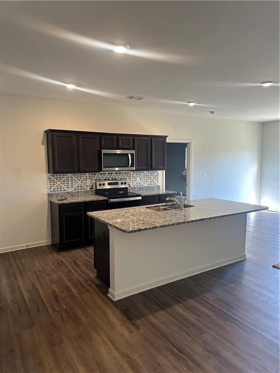 1064 Coldwater Drive Property Photo 10