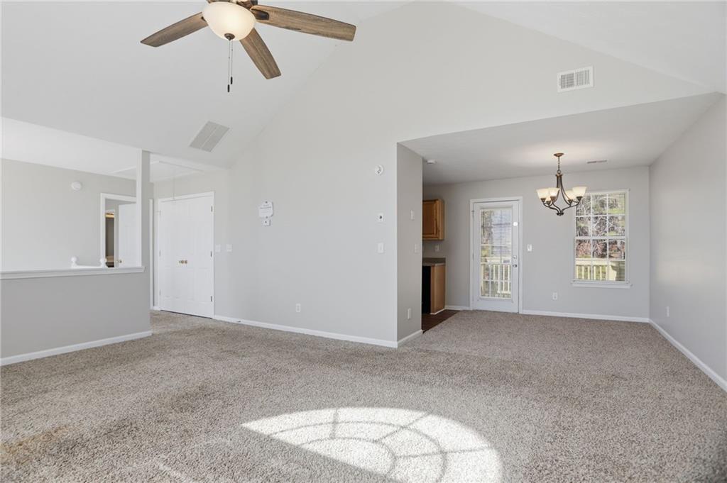 2631 S Hills Property Photo 10