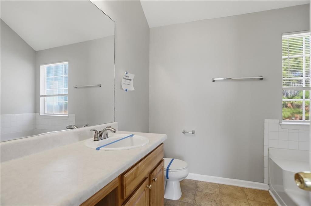 2631 S Hills Property Photo 23