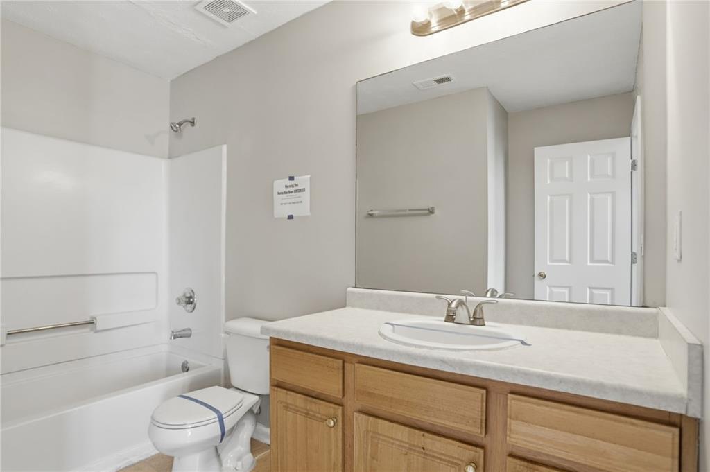 2631 S Hills Property Photo 25