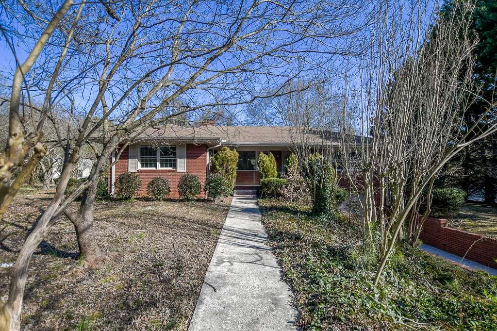 3021 Old Concord Road SE Property Photo 1