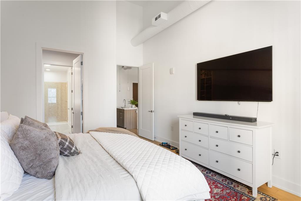 775 Juniper Street Ne Unit 617 Property Photo 14